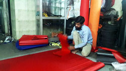 factory worker at bag factory Delhi